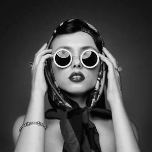 Meet your Posher, Samantha ann